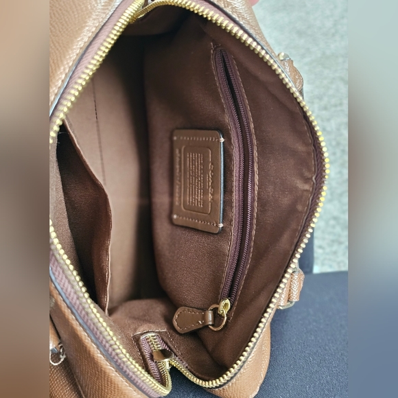 Coach Mini Bennett - Picture 8 of 13